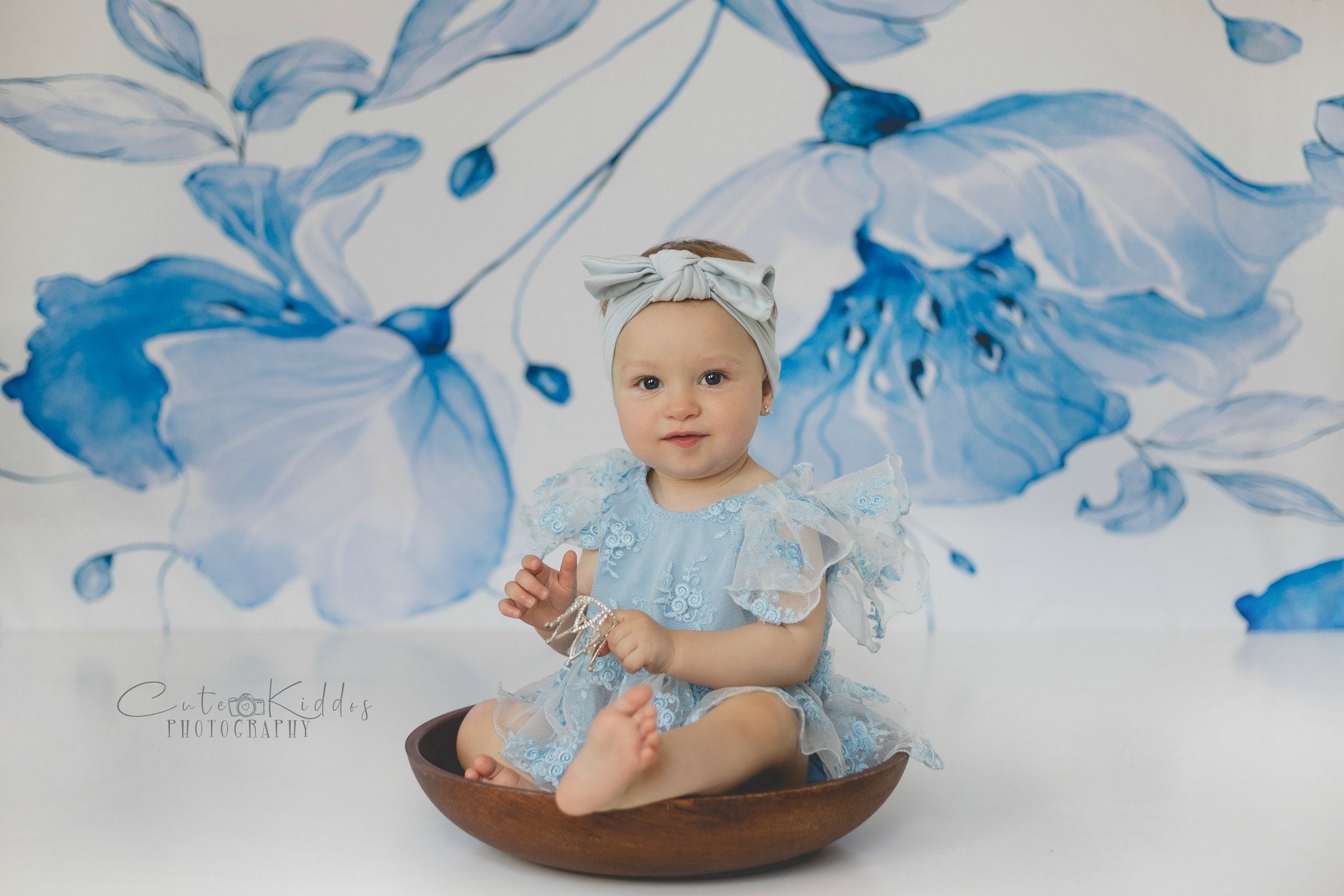 Kate Retro Blue Flower Backdrop for Photography -UK