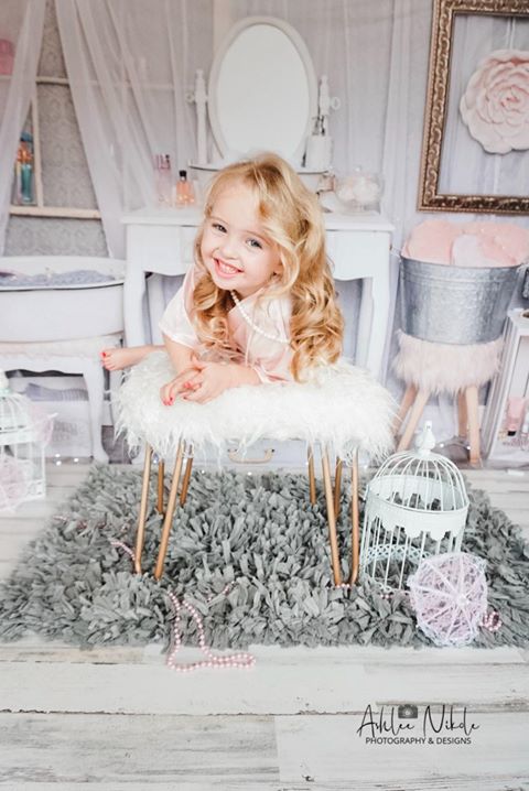 Kate Powder Room Children Backdrop for Photography Designed by Erin Larkins -UK