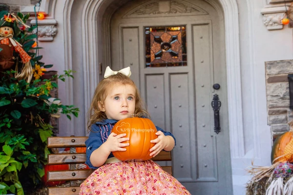 Kate Autumn Halloween house door backdrop -UK