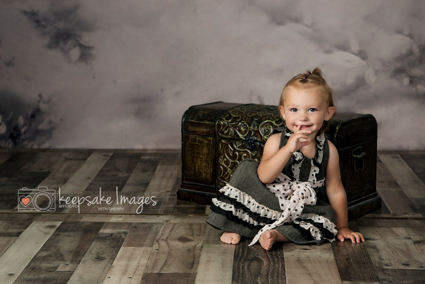 Kate Abstract Texture Khaki with Grey Flowers Backdrop for Photography Designed by Jerry_Sina -UK