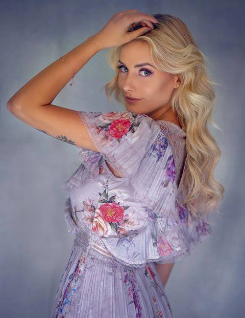 Kate Oil Painting Printed Old Master Light Gray Background Abstract Texture Backdrop -UK