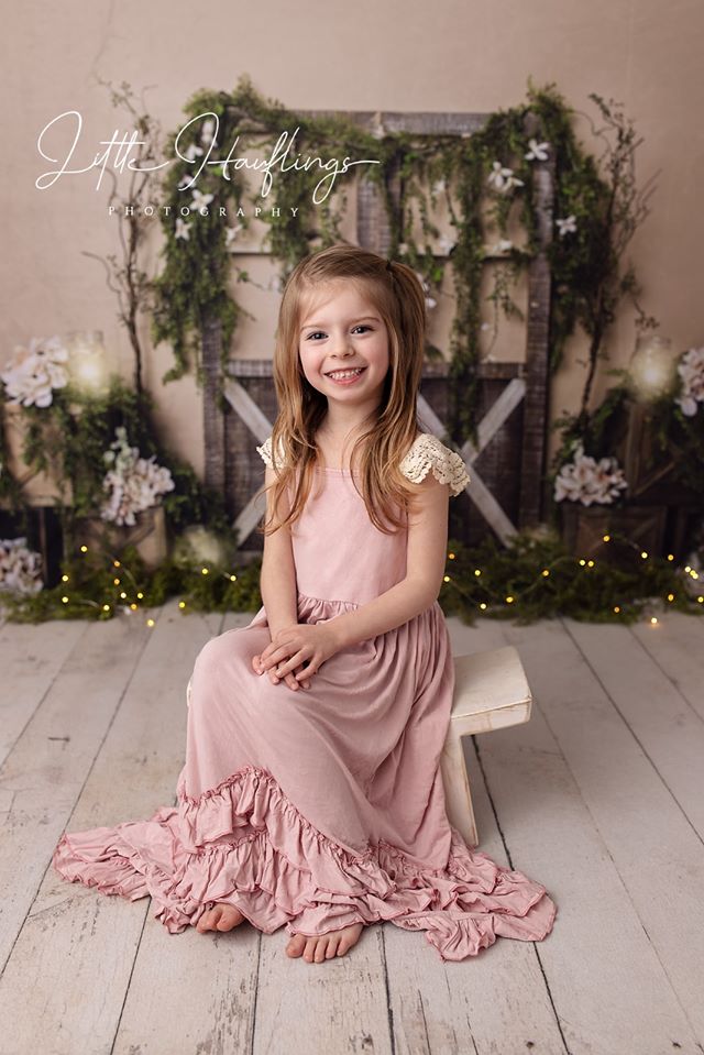 Kate Spring Barn Door Manor Backdrop Designed by Megan Leigh Photography -UK