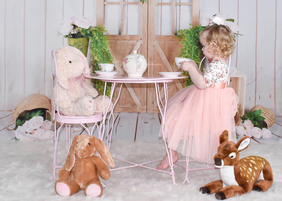 Kate Floral Barn Door Spring/Easter Backdrop Designed by Jia Chan Photography -UK