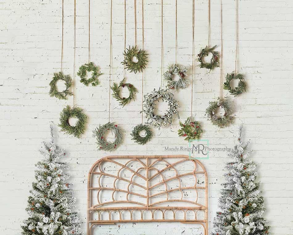 Kate Christmas Wreath Backdrop Headboard Designed by Mandy Ringe Photography -UK