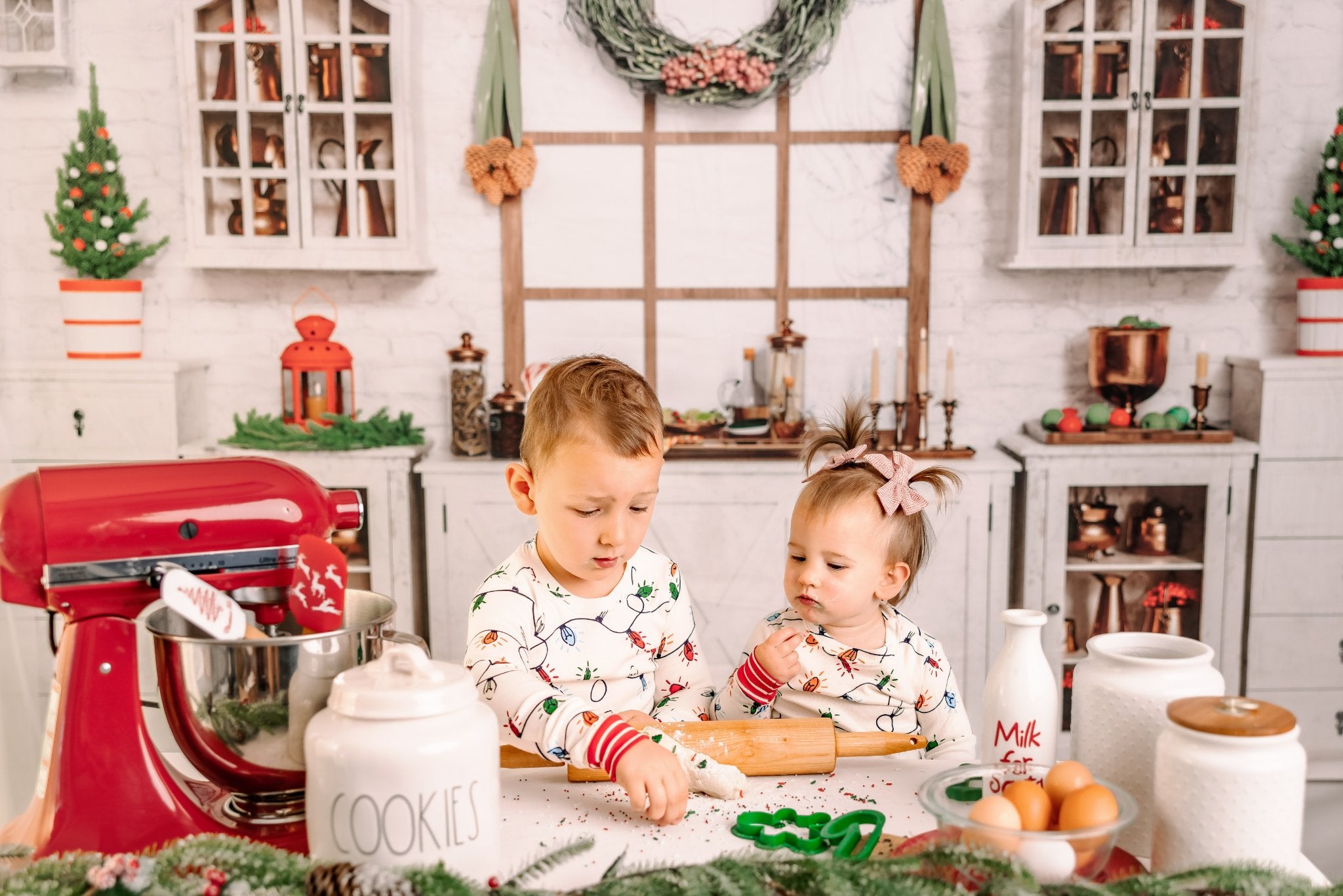 Kate Christmas White Cupboard Backdrop for Photography -UK