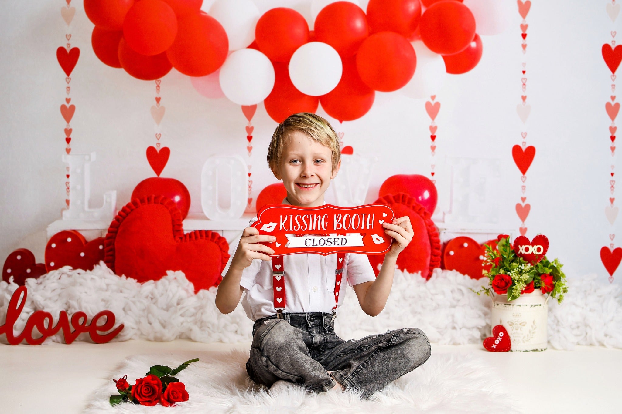 Kate Valentine's Day Balloons Love Heart Backdrop Designed by Uta Mueller Photography -UK