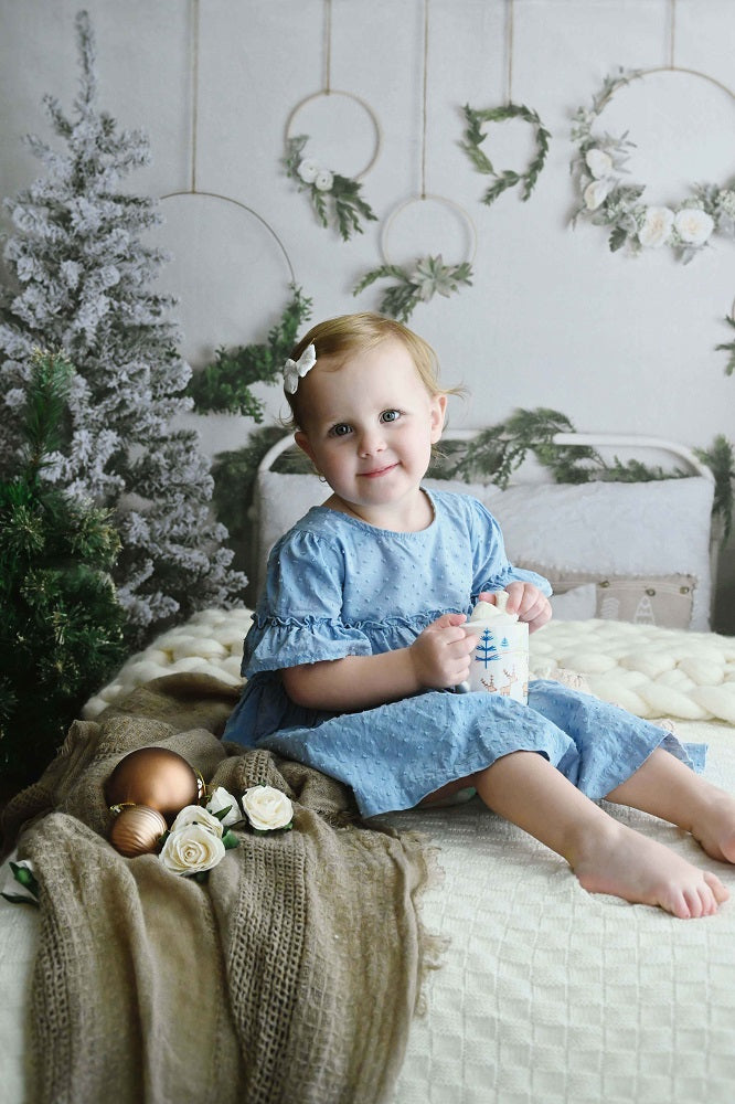 Kate Christmas/Winter Bed Backdrop Designed by Mandy Ringe Photography -UK