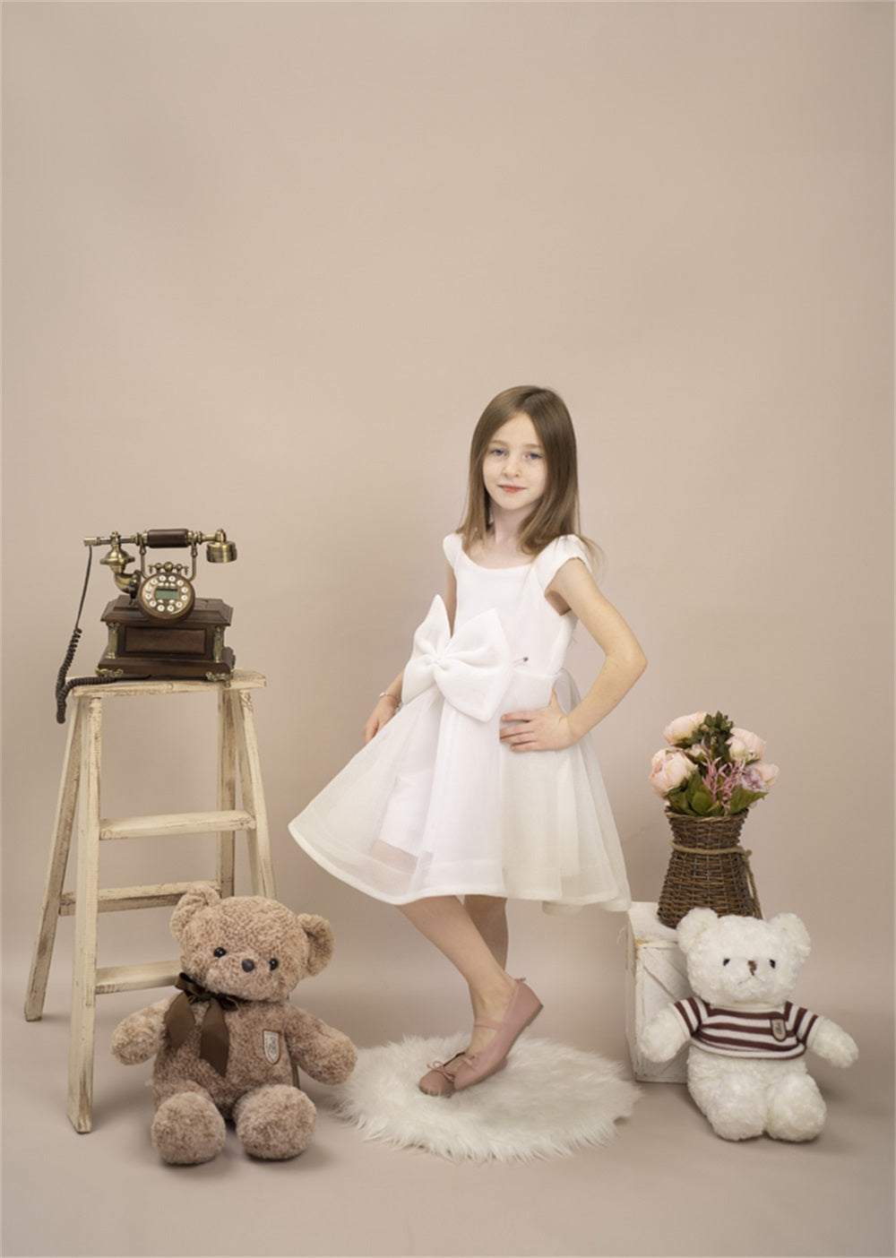 Kate Solid dark vanilla Vinyl floor backdrop -UK