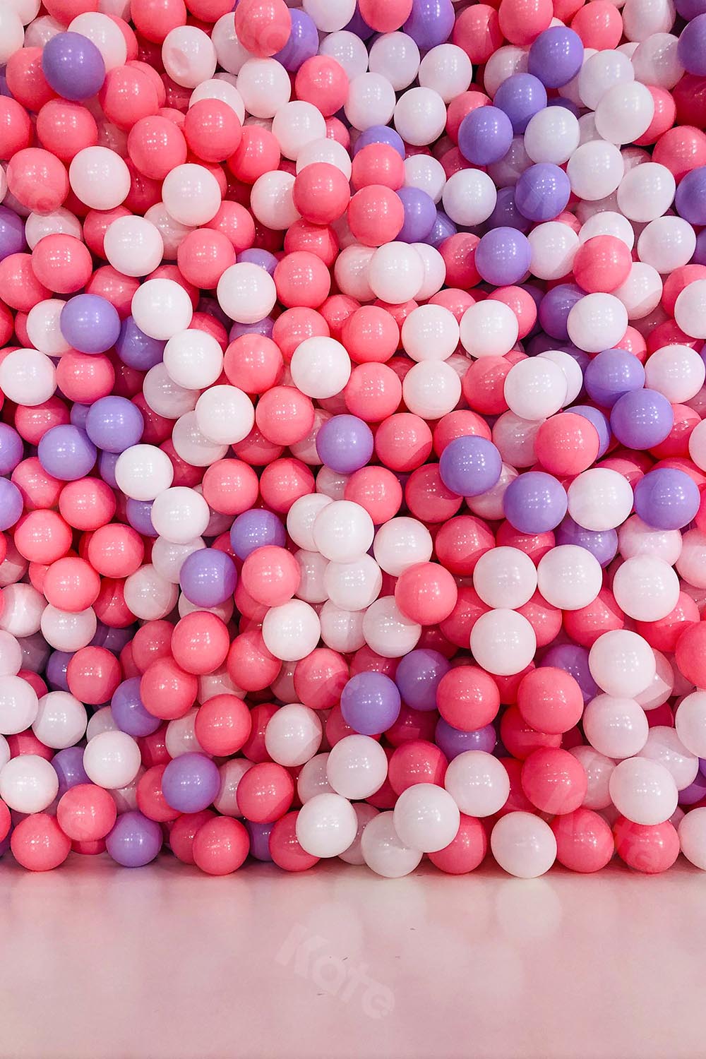Kate Cake Smash Balloon Wall White Floor Backdrop Designed by Emetselch -UK
