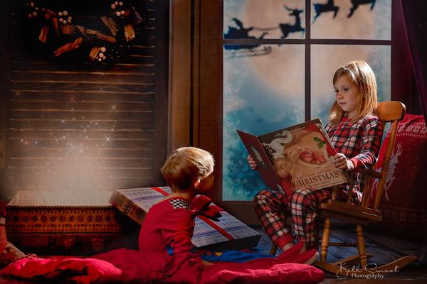 Kate Christmas Moon And Reindeer Outside Window Backdrops for Photography -UK