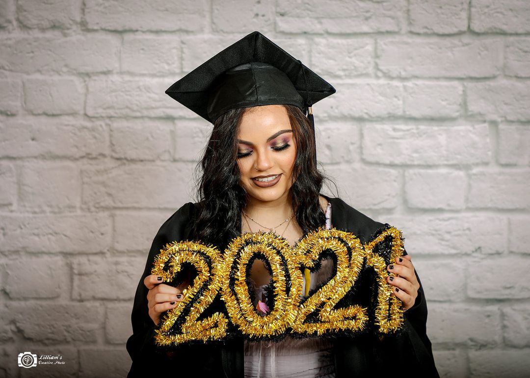 Kate Gray White Brick Wall Graduation Backdrop Studio -UK
