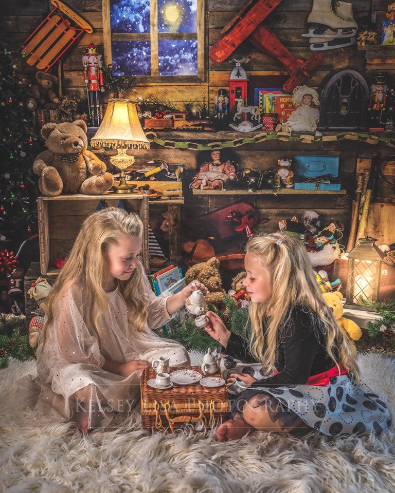 Kate Christmas Santas Workshop designed by Arica Kirby -UK