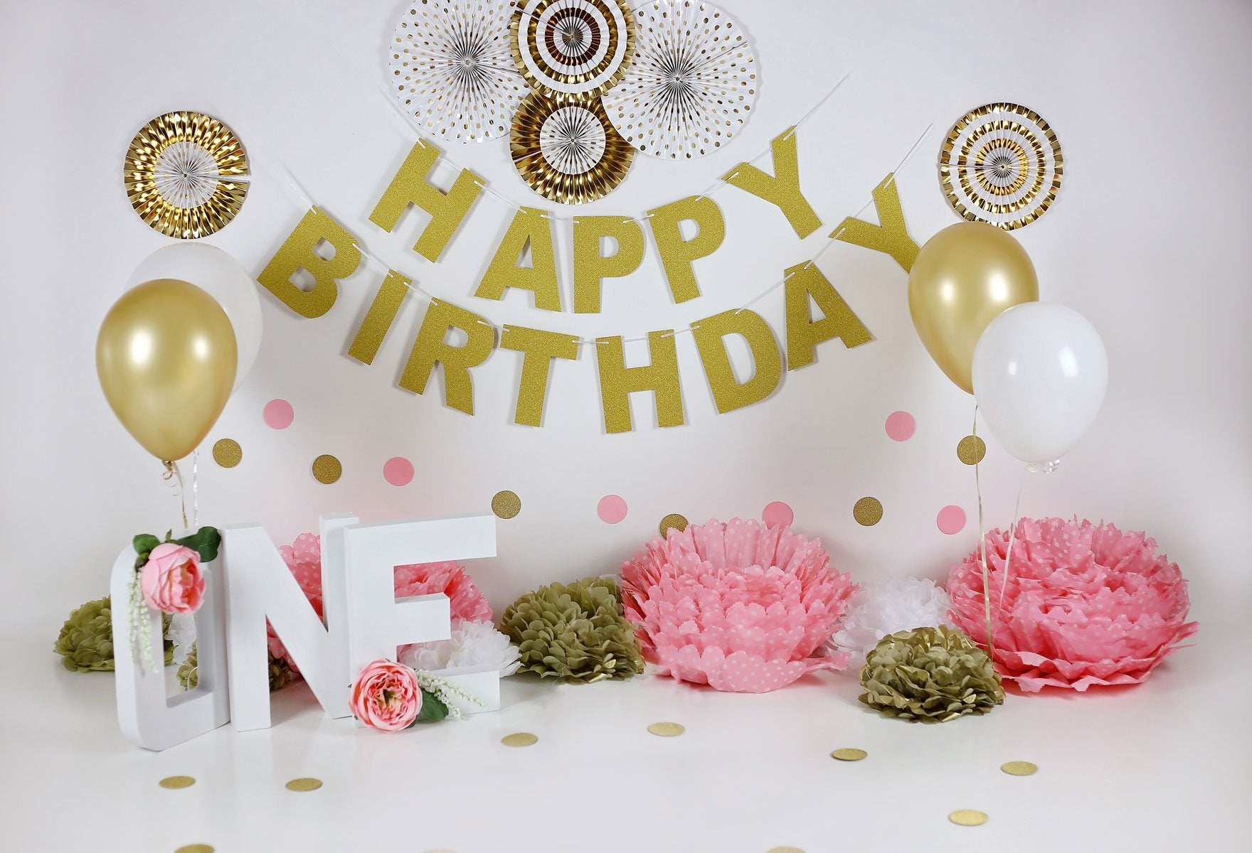 Kate Pretty in Polka Dots Birthday Children Backdrop for Photography Designed by Sherie Skelly -UK