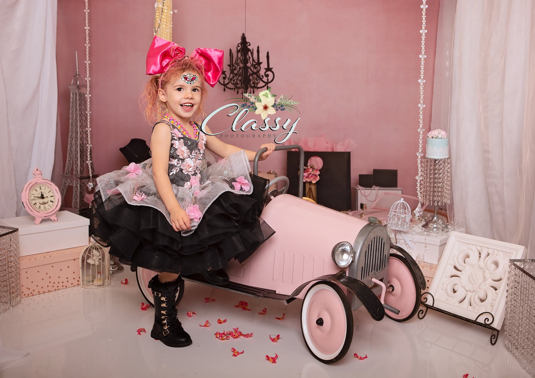 Kate Shopping Party Car Pink Backdrop Designed by Melissa King -UK