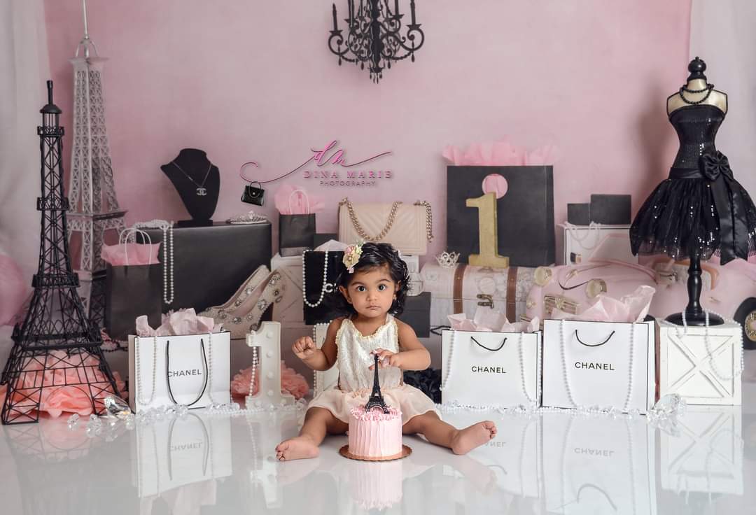 Kate Shopping Party Car Pink Backdrop Designed by Melissa King -UK