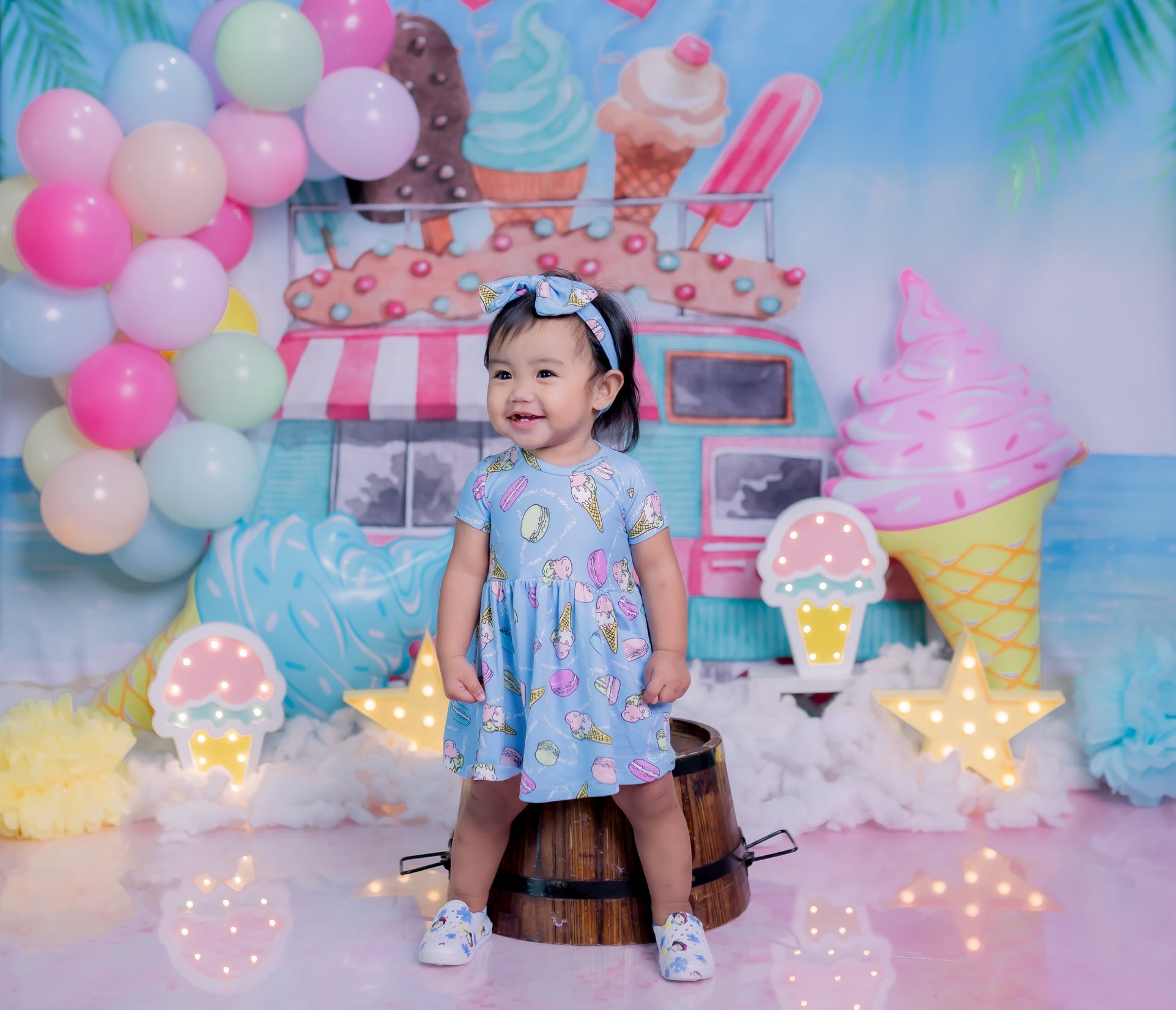 Kate Summer Seaside Ice Cream Cart Children Backdrop for Photography -UK