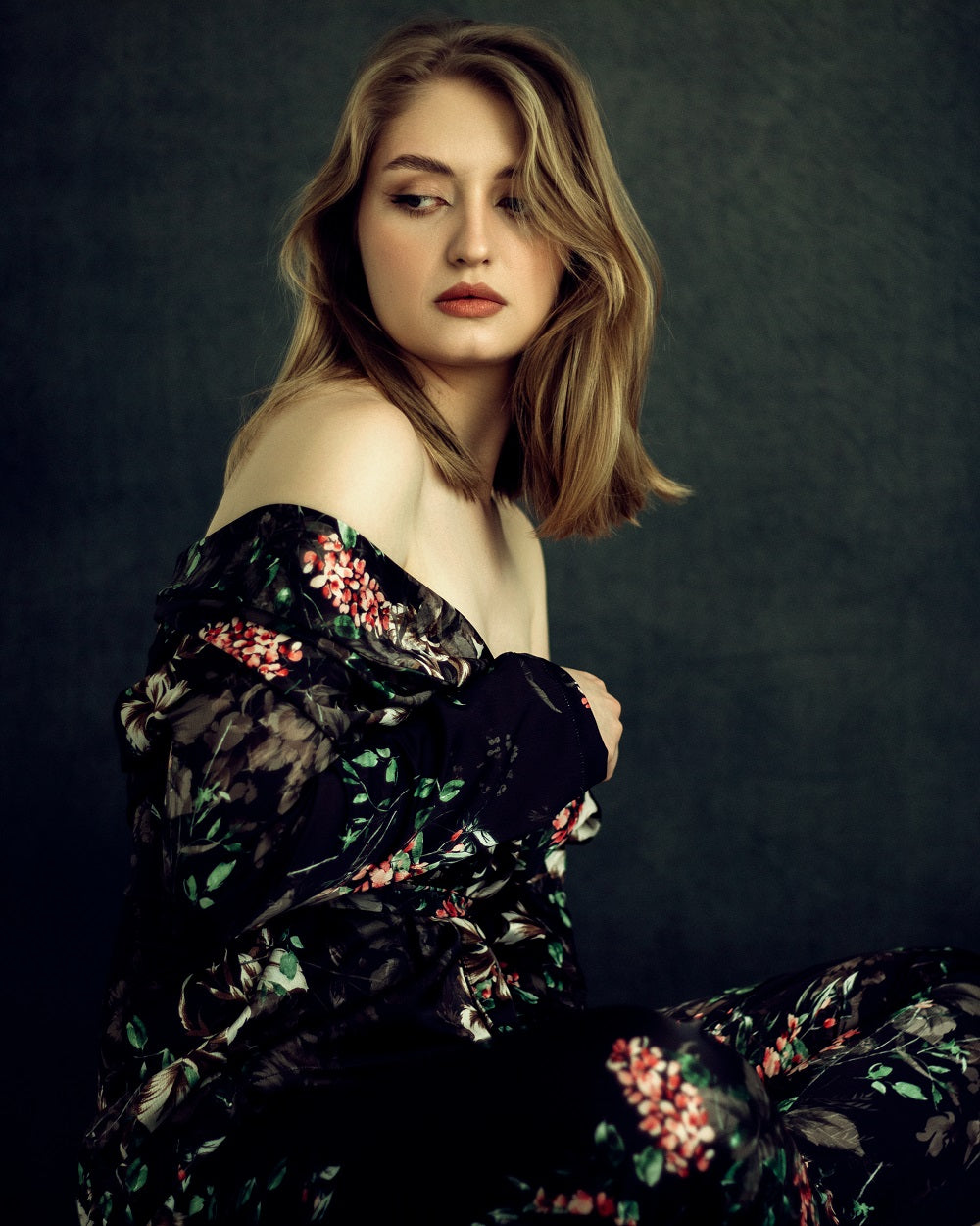 Kate Abstract Yellow Brown/Abstract Dark Green Collapsible Backdrop Photography 5X6.5ft(1.5x2m) -UK