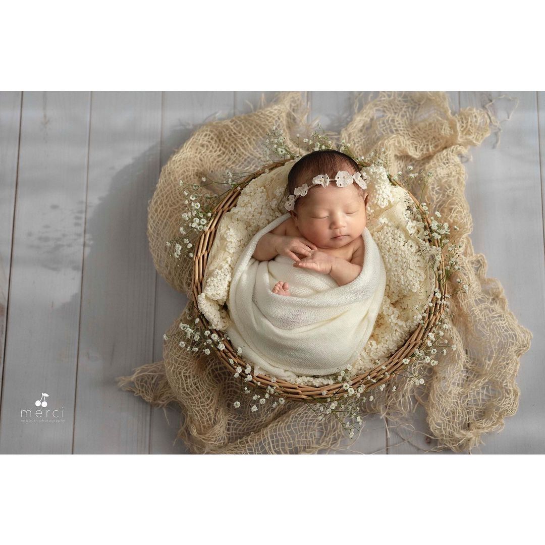 Kate White Wooden Rubber Floor Mat for Photography -UK