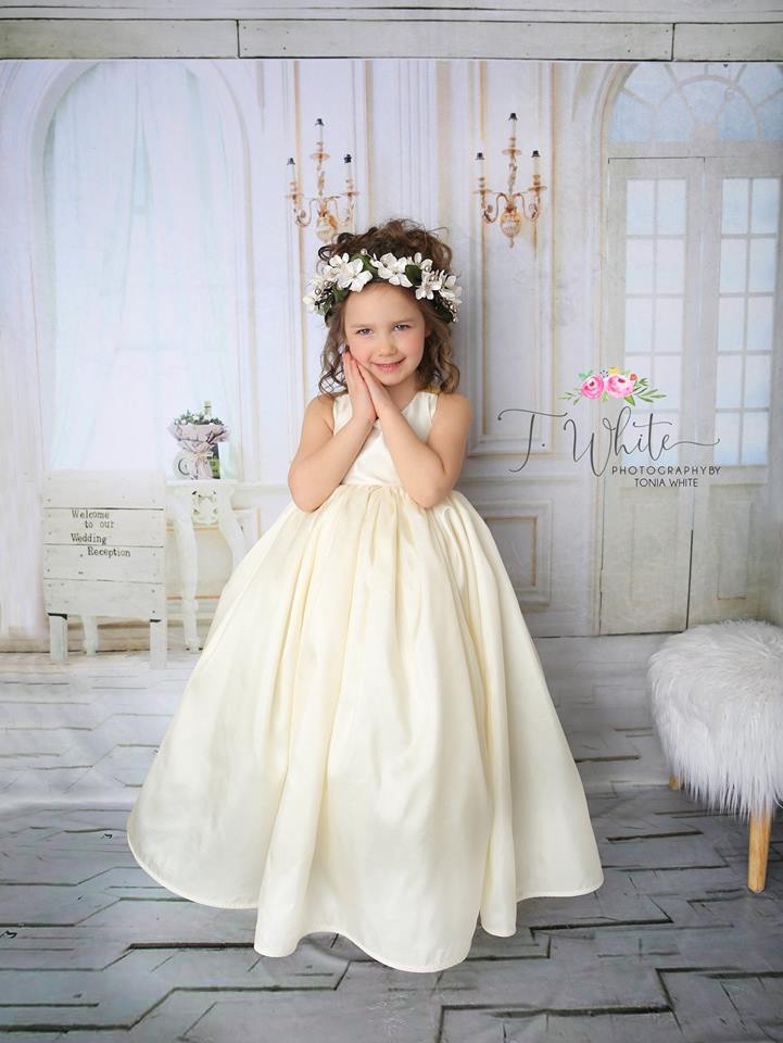 Kate Elegant White Doors Windows Backdrop with floor -UK