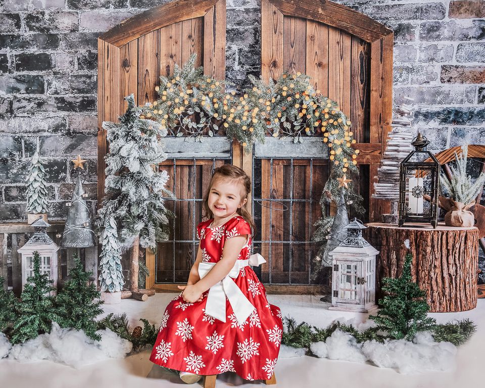 Kate Christmas Tree Wood Barn Door Backdrop Designed by Emetselch -UK