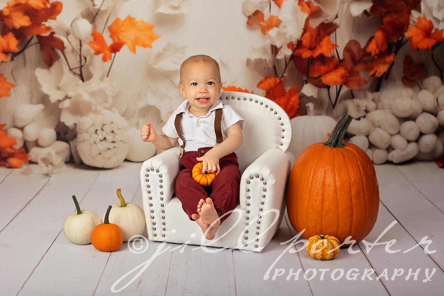 Kate White Mini Fabric Sofa with Rivet Newborn Props for Photography