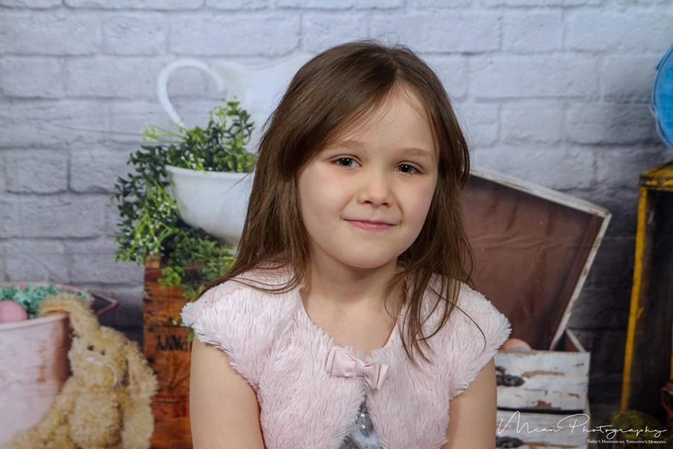 Kate Hoppy Easter Backdrop designed by Arica Kirby -UK