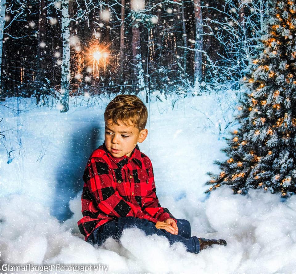 Kate Christmas Tree in snow Backdrops for Photography -UK