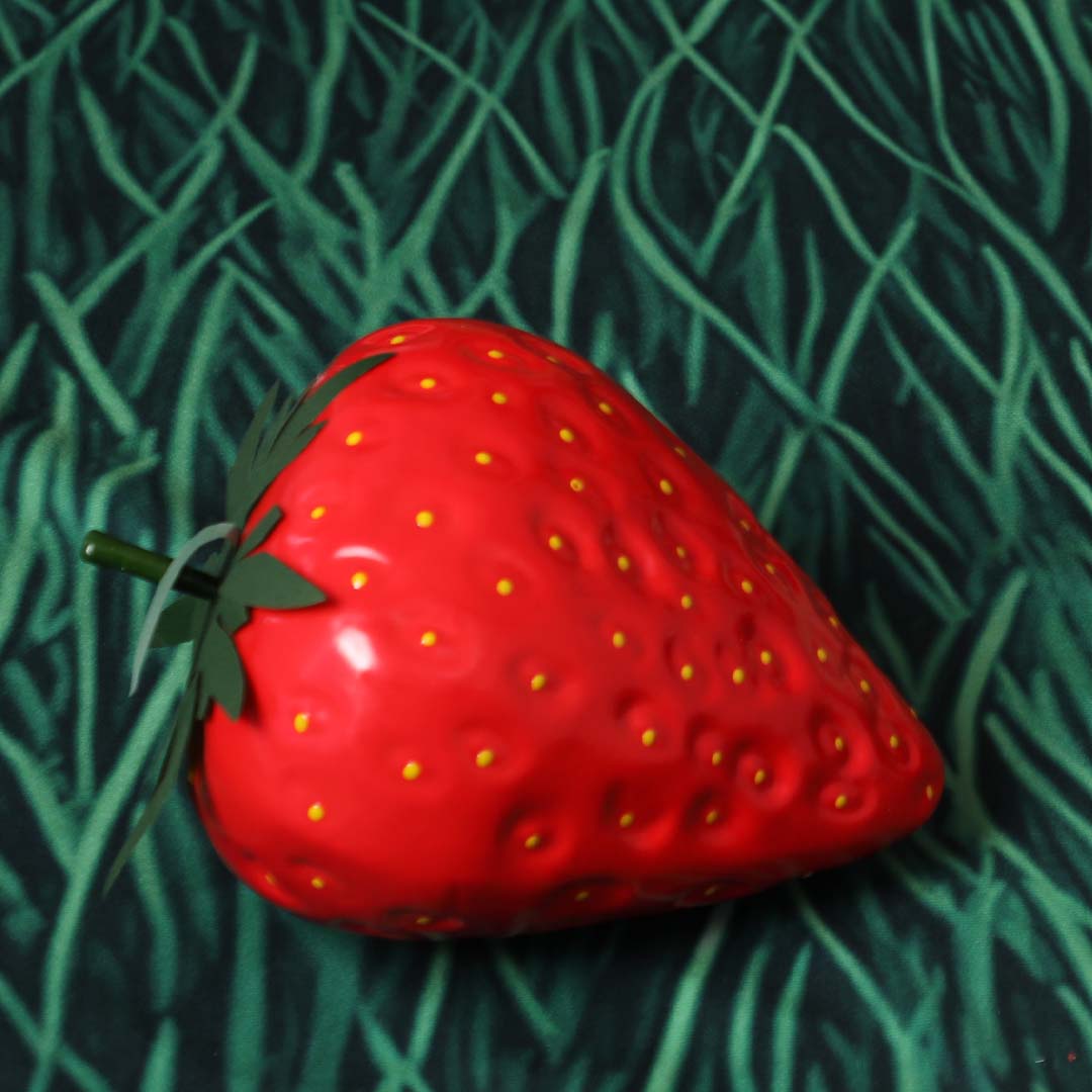 Kate Summer Large Artificial strawberry (8.66"L × 9.84"W) for Photography