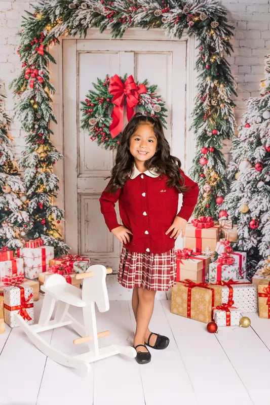 Kate Christmas Tree Door Gifts White Backdrop Designed by Emetselch -UK