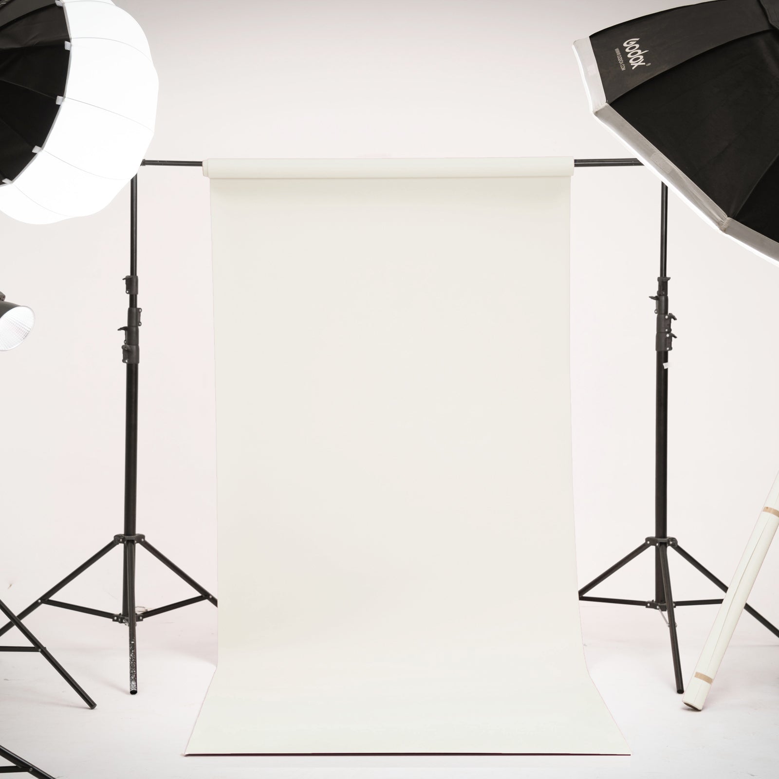 Kate Snow White Seamless Paper Backdrop for Photography -UK