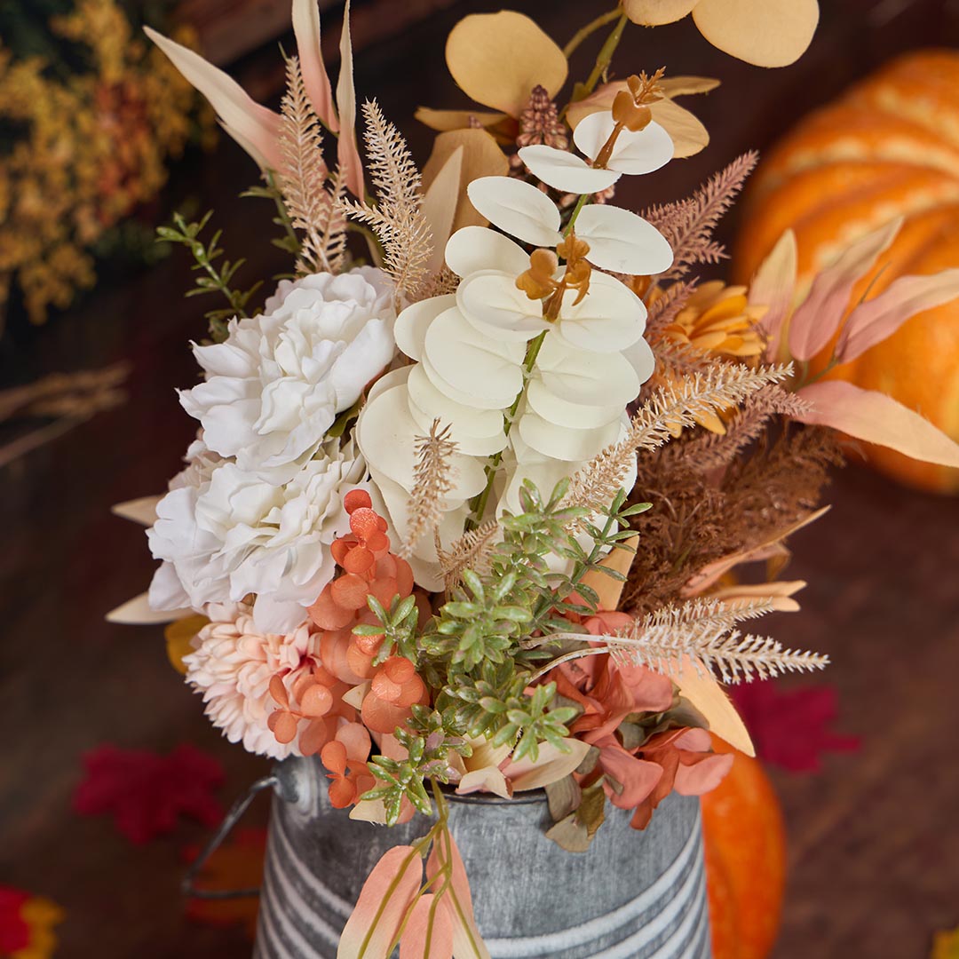 Kate Autumn Barn Door Pumpkin Photo Kit -UK