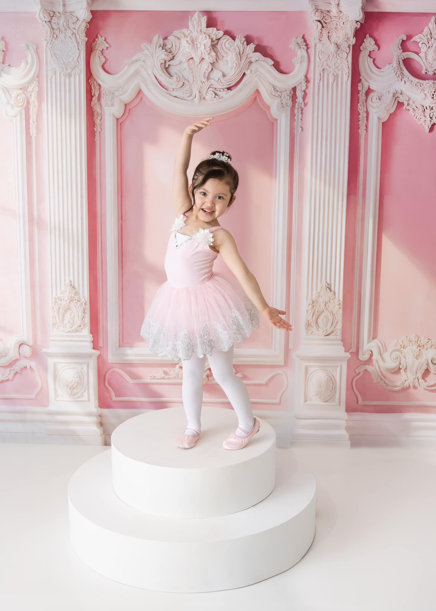 Kate Elegant Pink Vintage Wall Sunlight Backdrop Designed by Emetselch -UK