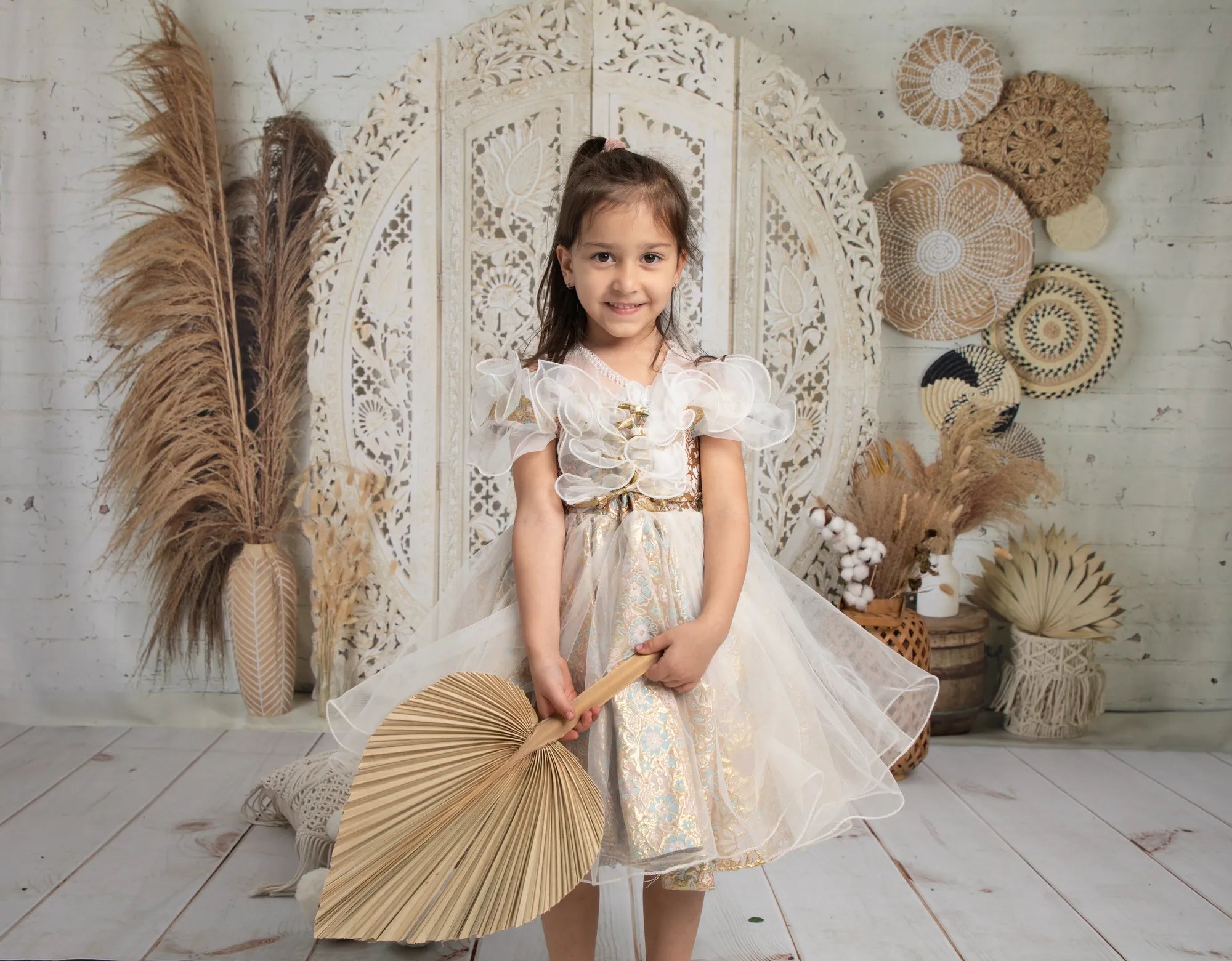 Kate Boho Screen with Pampas Grass Fleece Backdrop Designed by Mandy Ringe Photography -UK
