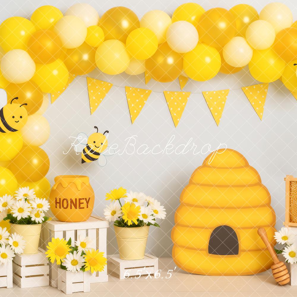 Kate Cake Smash Bee Hive Honeycomb Balloon Backdrop Designed by Patty Robert