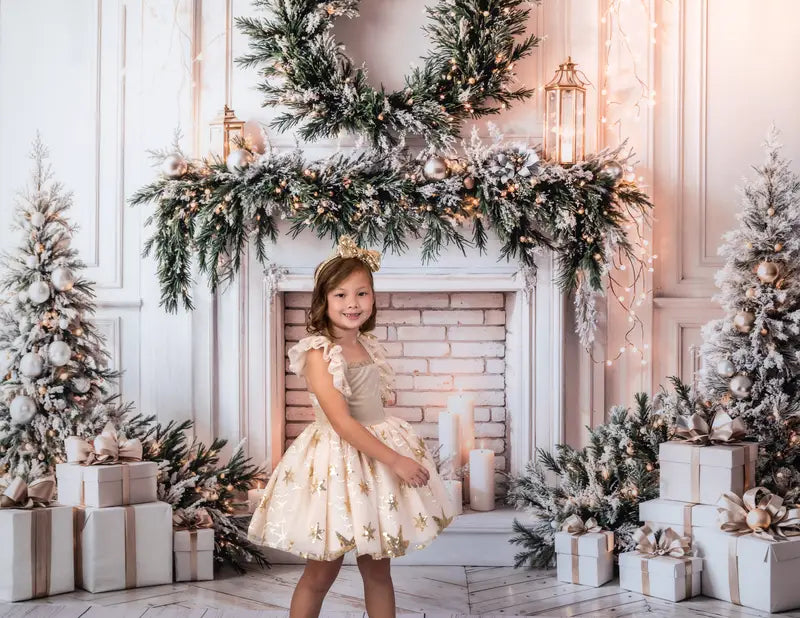 Kate Christmas Tree Fireplace Garland Backdrop Designed by Emetselch -UK