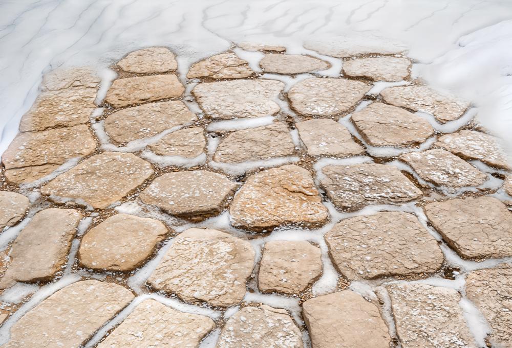 Kate Winter Cobblestone Snow Rubber Floor Mat