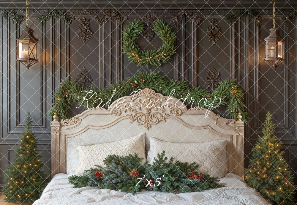 Kate Christmas Bed Garland Wreath Trees Backdrop Designed by Emetselch -UK