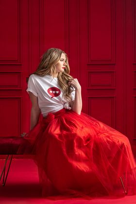Kate Red Wall Backdrop Designed by Chain Photography -UK
