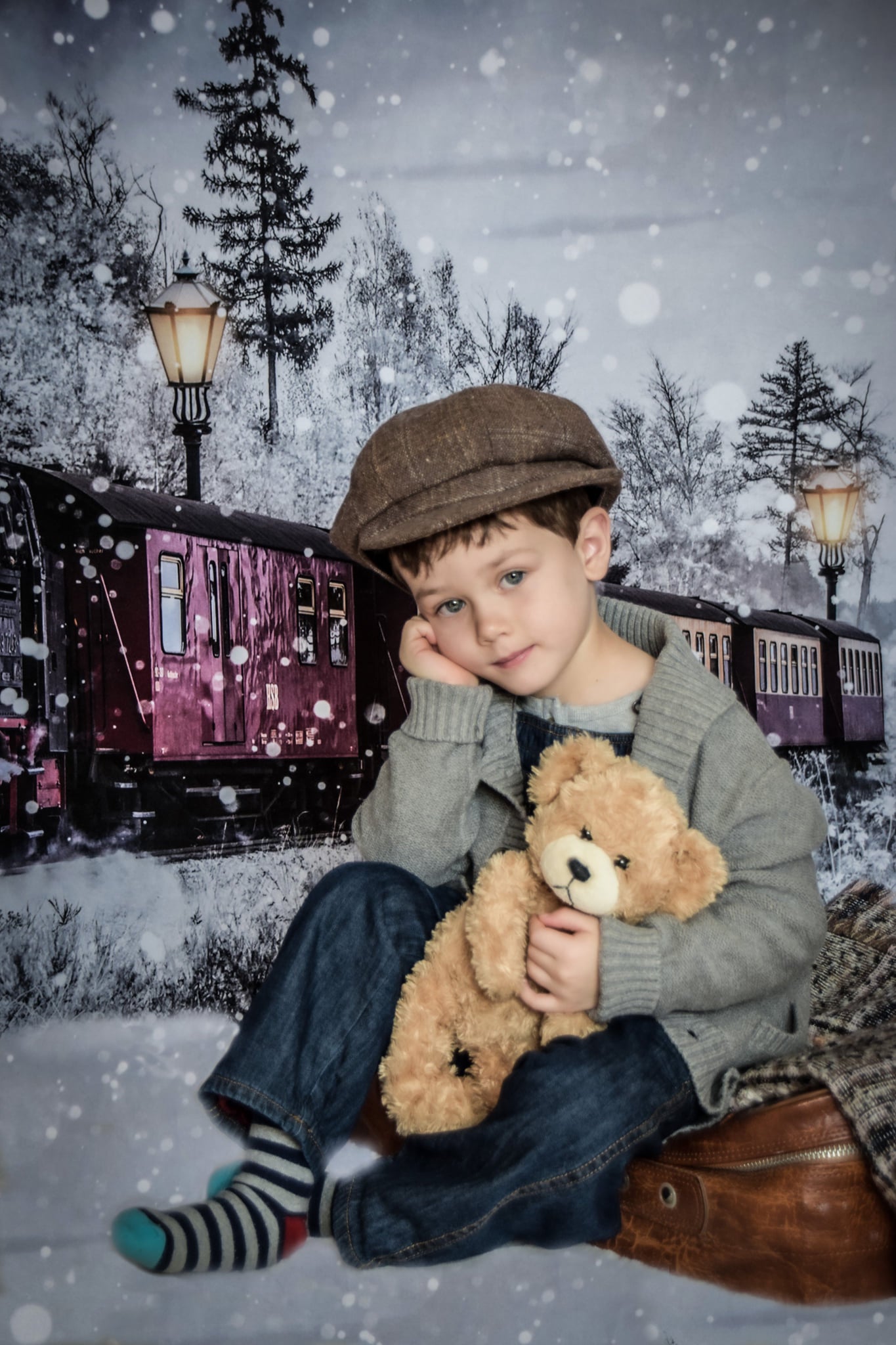 Kate Winter Snowy Train Backdrop Designed by Chain Photography