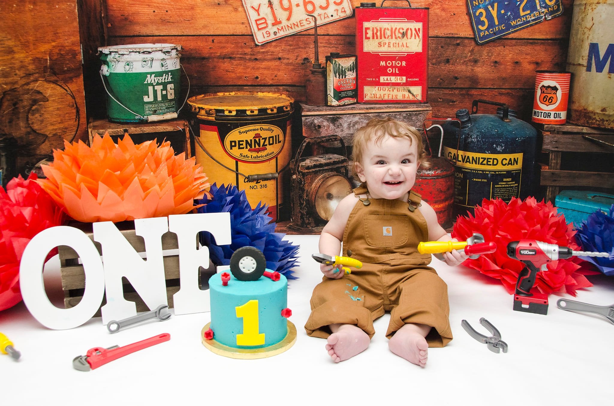Kate Garage Boys/Father's Day Backdrop Designed by Arica Kirby -UK