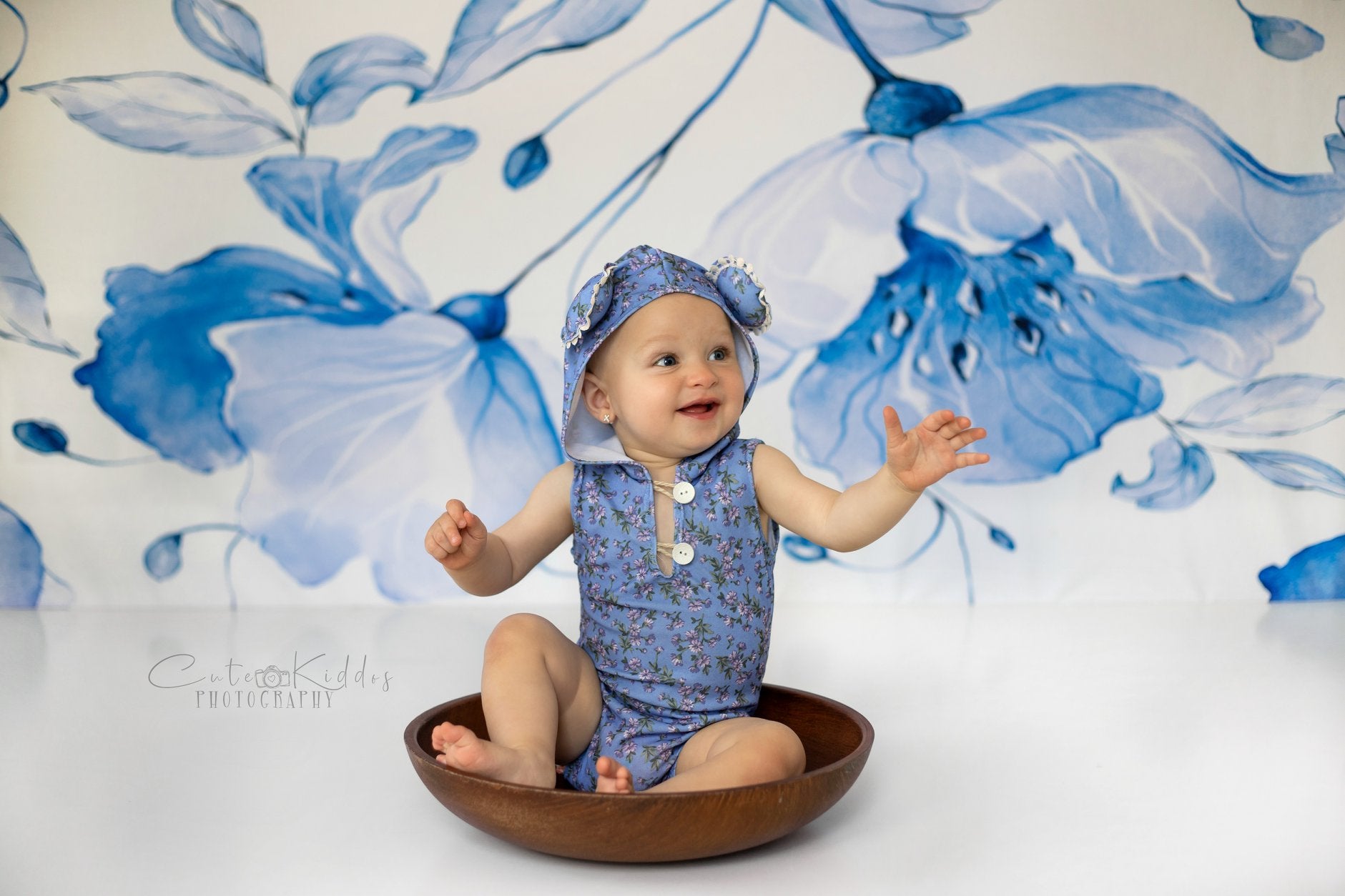 Kate Retro Blue Flower Backdrop for Photography