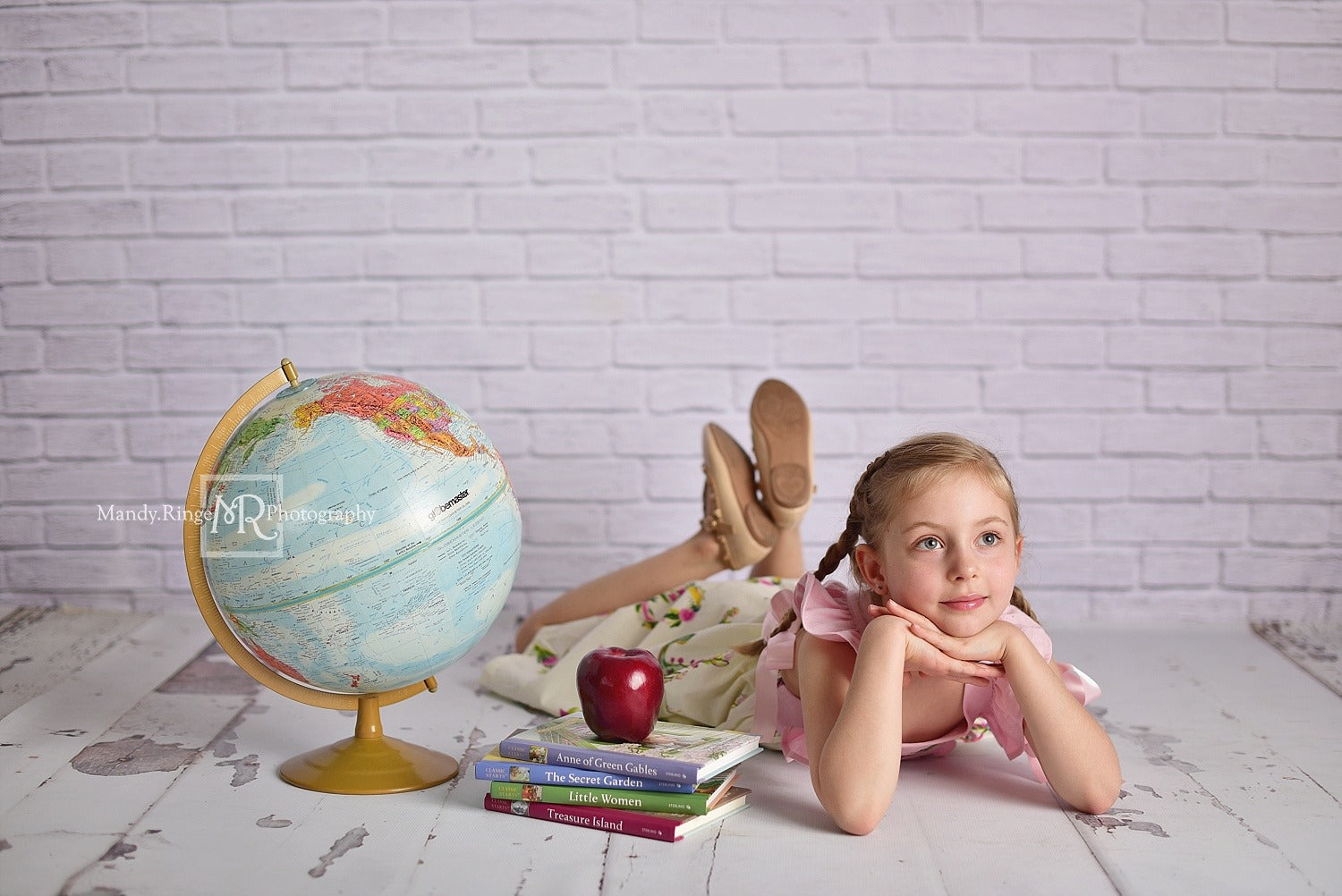 Kate Retro White Brick Wall Backdrop for photography