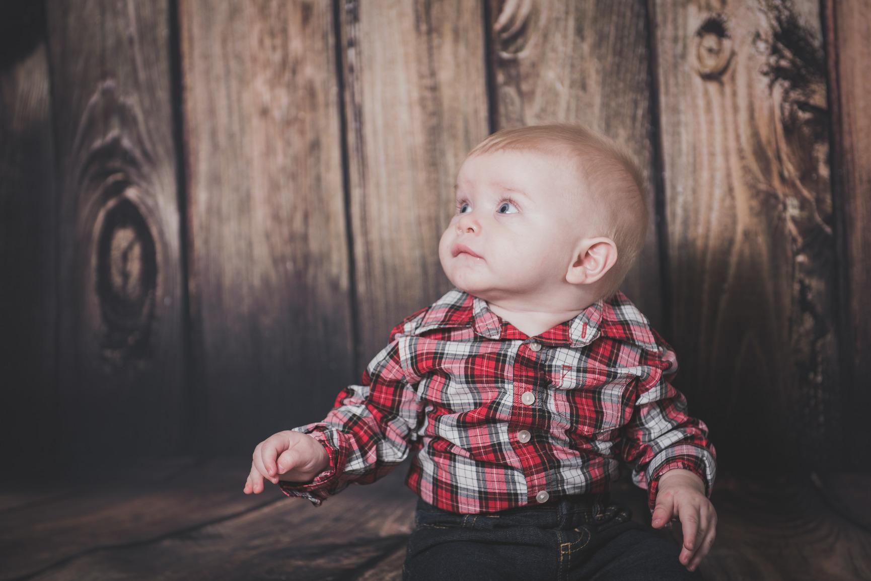 Kate Brown Wood Backdrop For Baby Newborn Photography Shoot - Kate backdrops UK