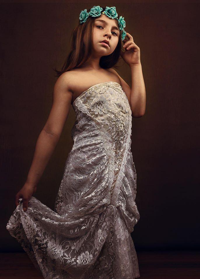 Kate Little Brown Color Spray Handpainted Abstract Texture Backdrop -UK