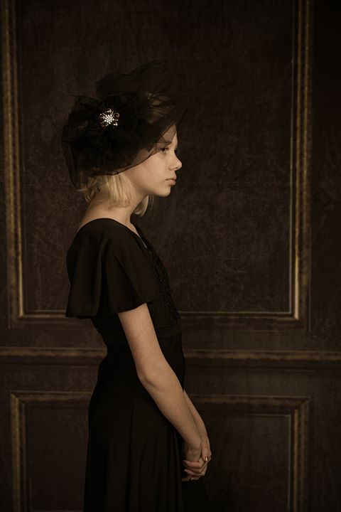 Kate Dark Green Vintage Classical Door wall Backdrop for Photography -UK