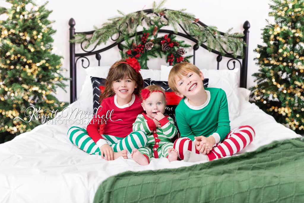 Kate Christmas Bed Backdrop Headboard Designed by Emetselch -UK