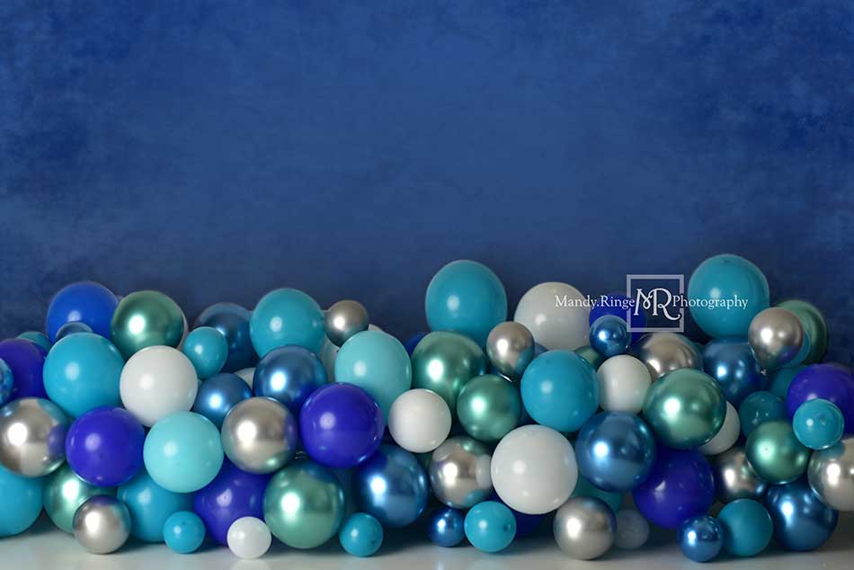 Kate Cake Smash Backdrop Blue Balloon Designed by Mandy Ringe Photography -UK