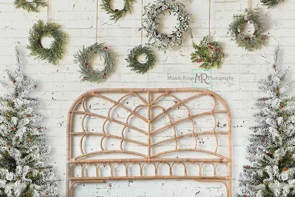 Kate Christmas Wreath Backdrop Headboard Designed by Mandy Ringe Photography