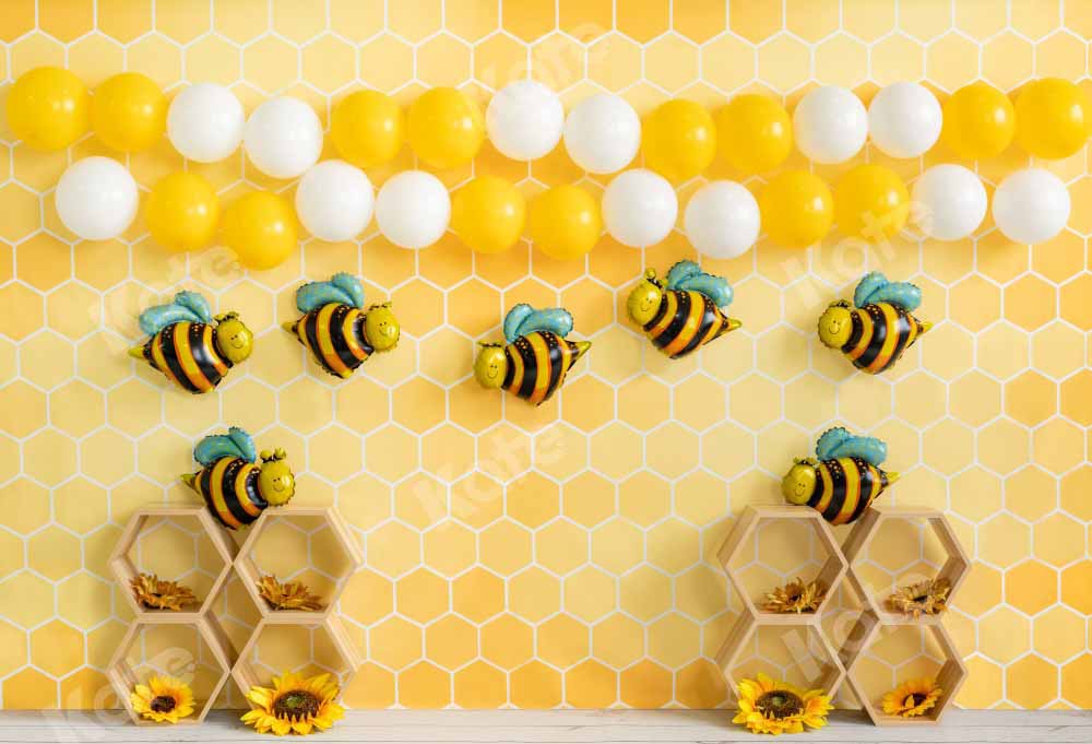 Kate Bee Balloon Yellow Honeycomb Cake Smash Backdrop Designed by Emetselch