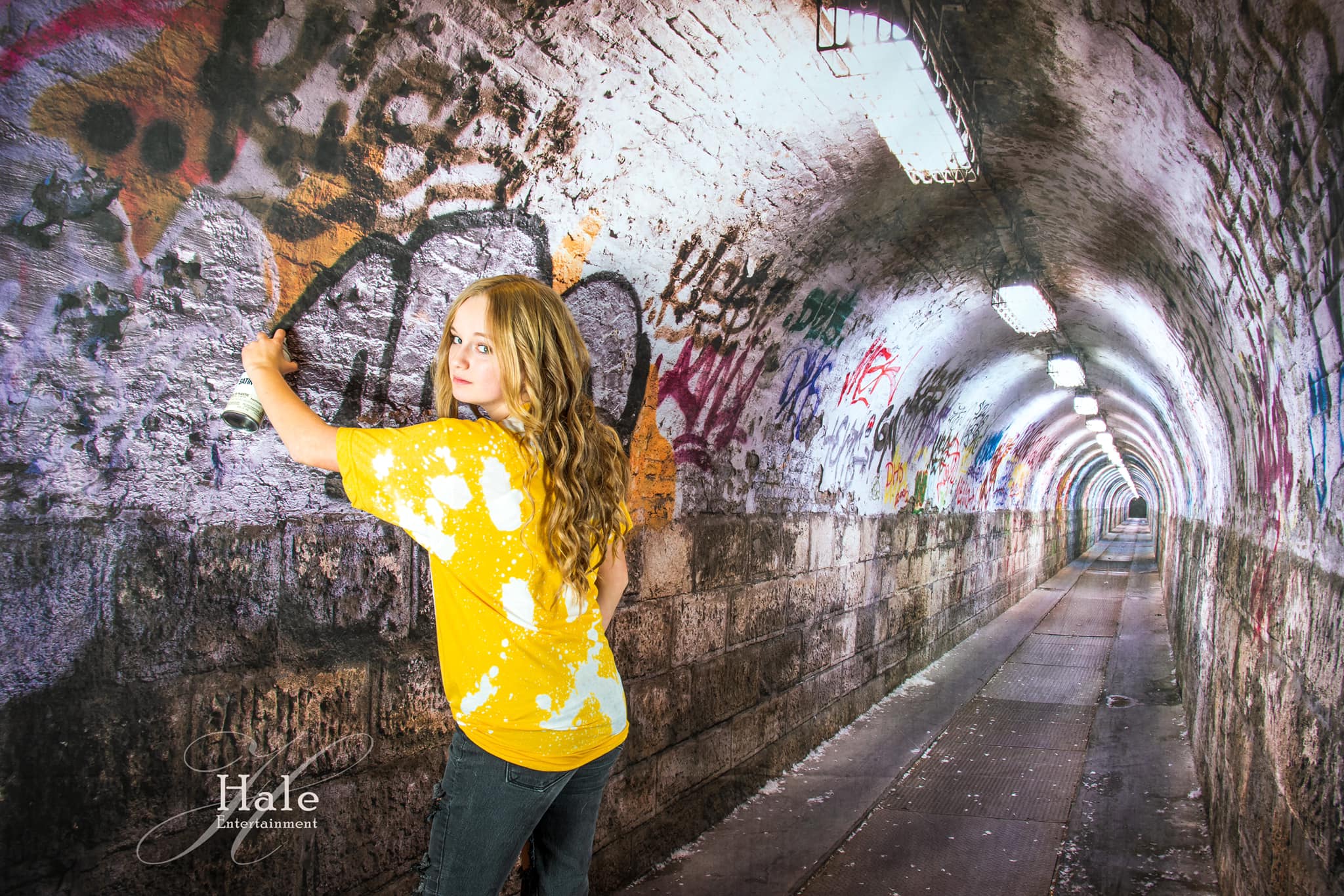 Kate Graffiti Wall Backdrop Tunnel Light Background for Photography
